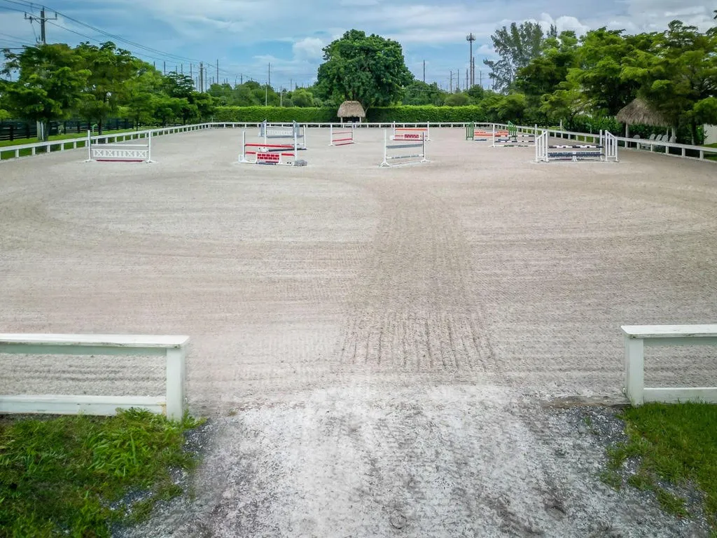Outdoor arena at IDA Farm
